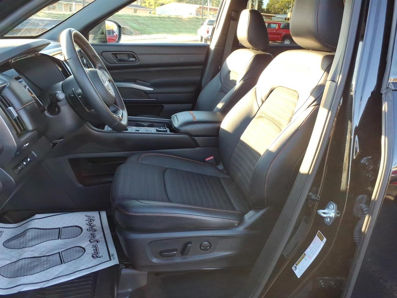 Nissan Pathfinder Rock Creek 4WD 2025