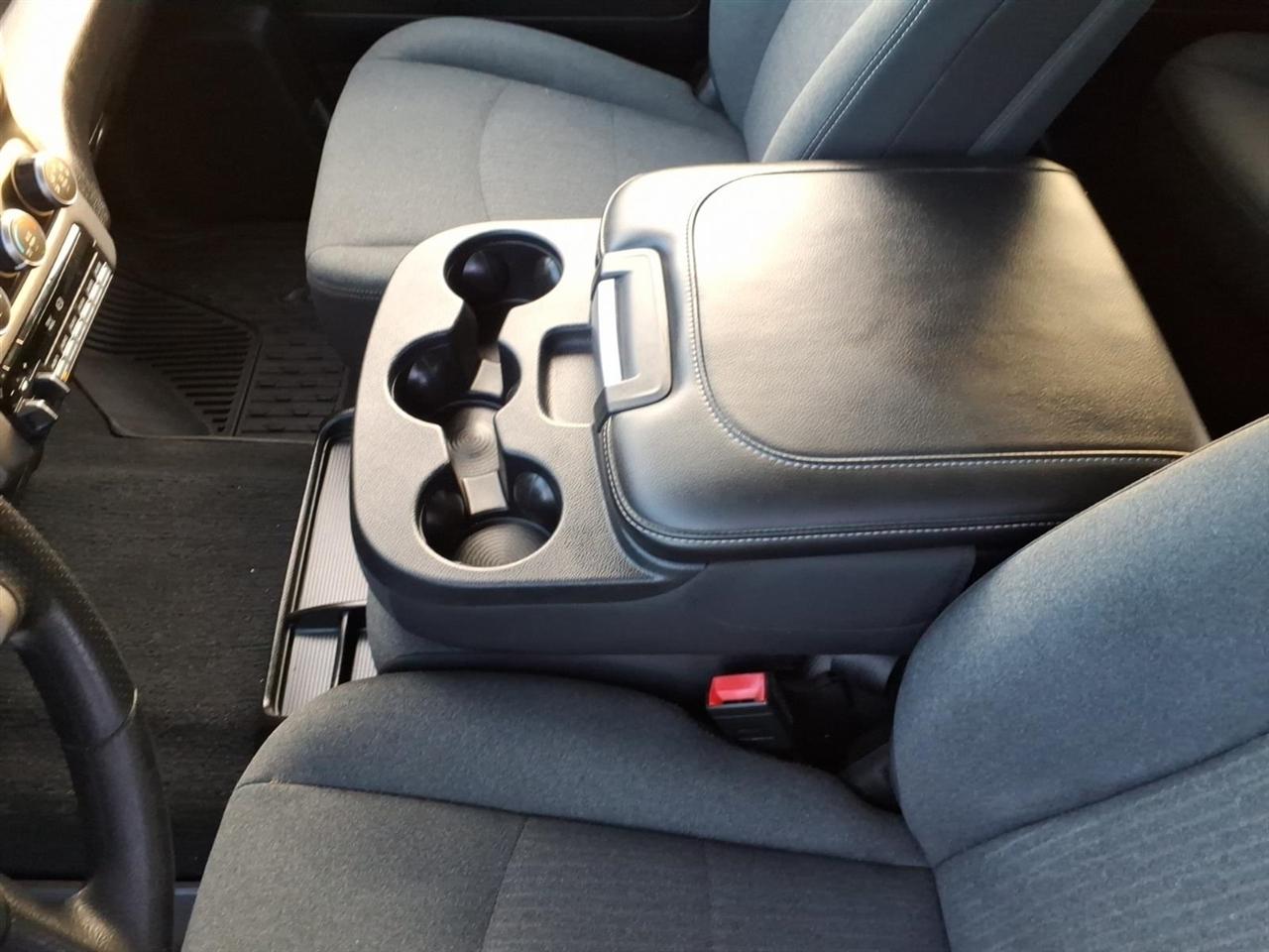 RAM 2500 Tradesman 4x4 Crew Cab 6'4" Box 2019