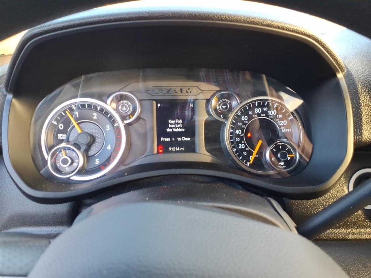 RAM 2500 Tradesman 4x4 Crew Cab 6'4" Box 2019