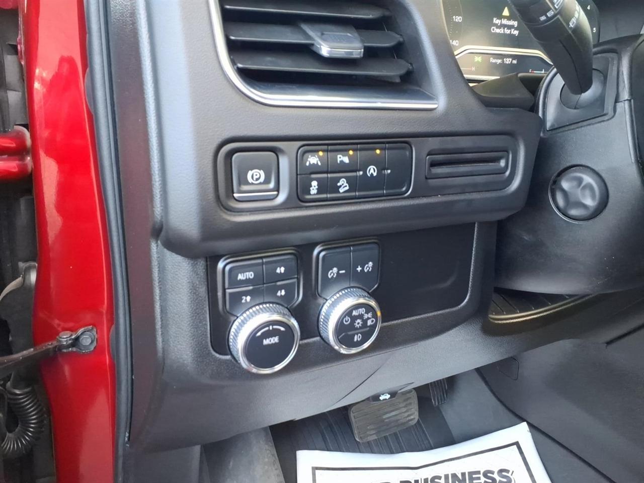 GMC Yukon 4WD 4dr AT4 2023