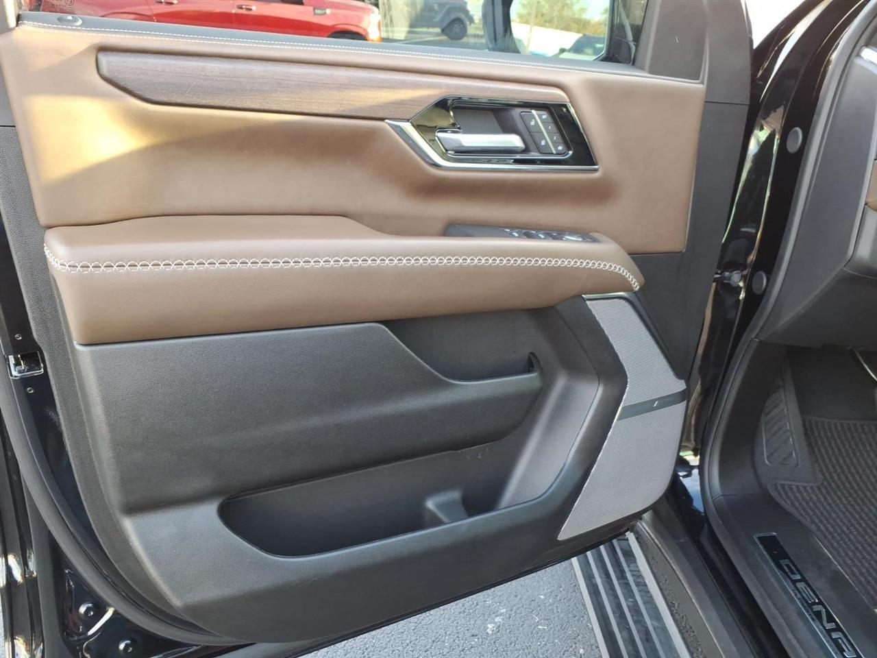 GMC Yukon 4WD 4dr Denali Ultimate 2026