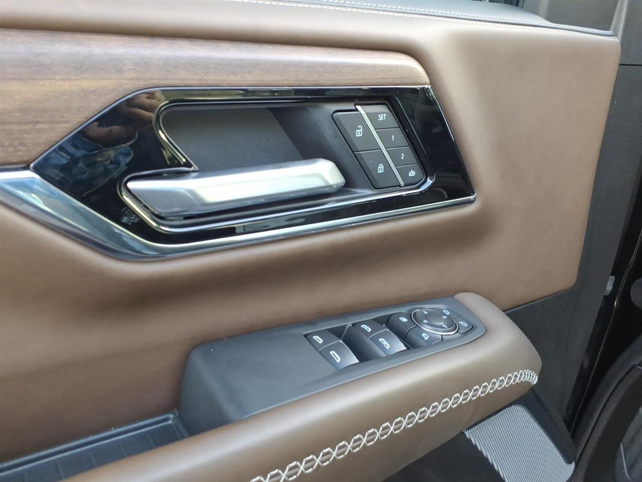 GMC Yukon 4WD 4dr Denali Ultimate 2026