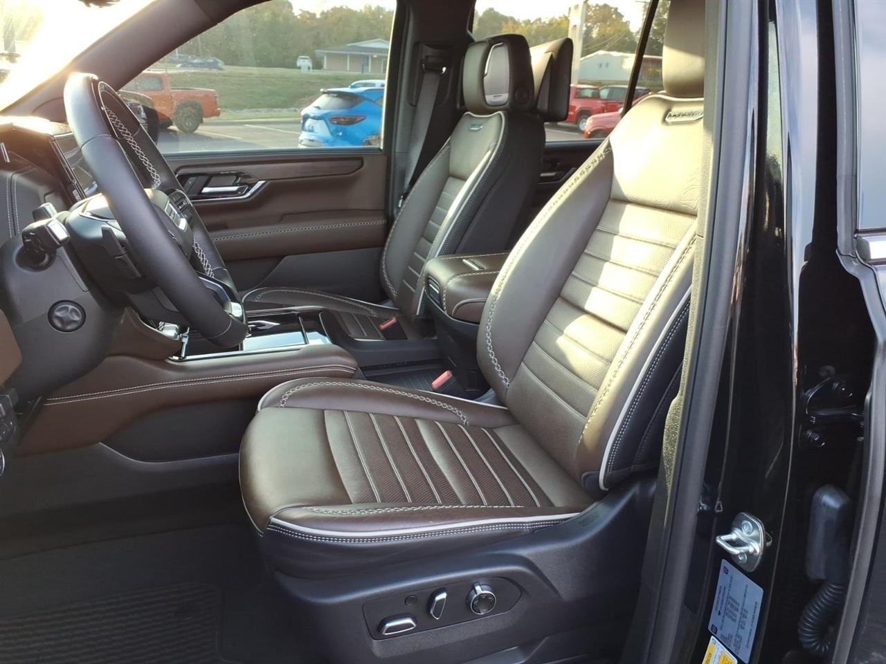 GMC Yukon 4WD 4dr Denali Ultimate 2026