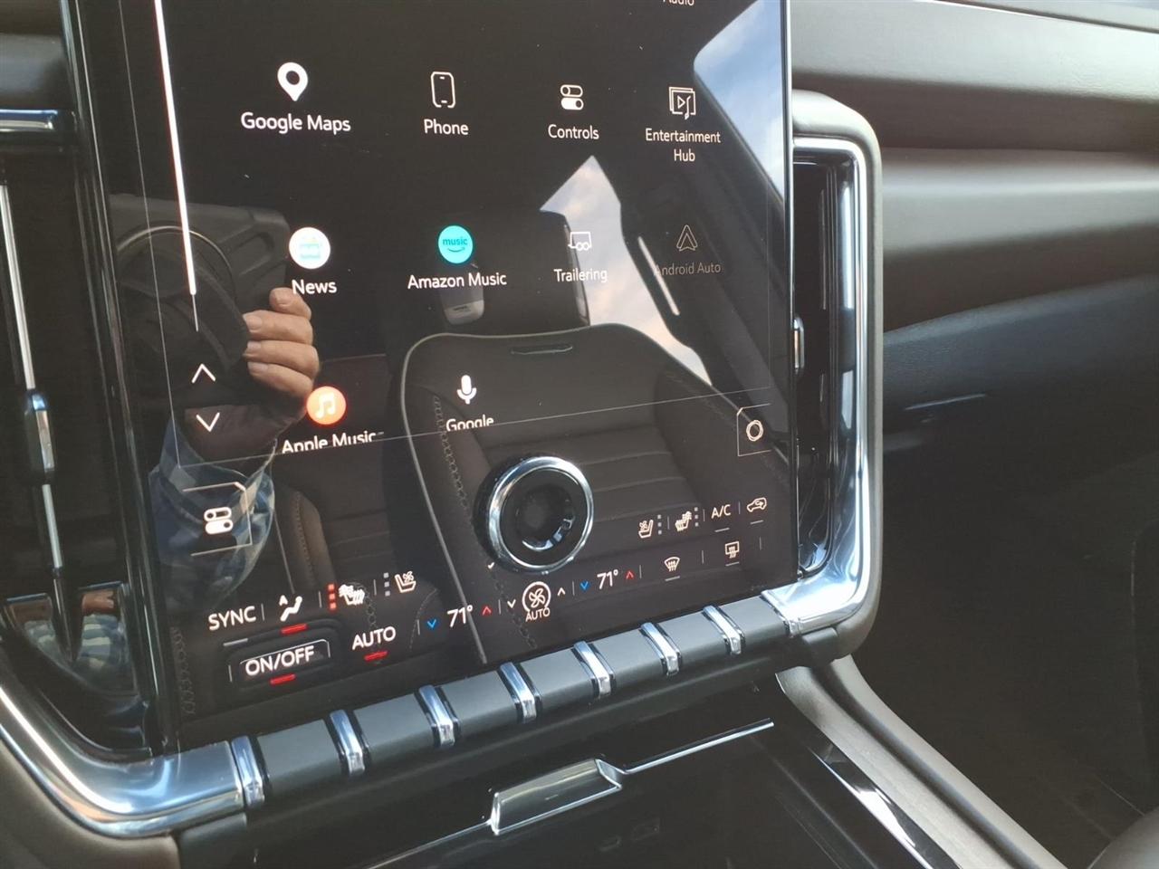GMC Yukon 4WD 4dr Denali Ultimate 2026