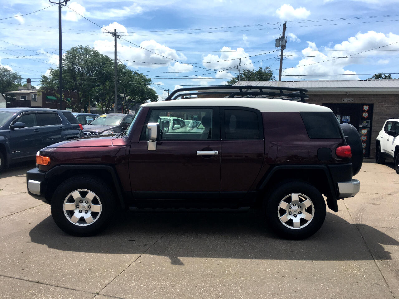 Used 2007 Toyota Fj Cruiser 4wd At For Sale In Davenport Ia 52802