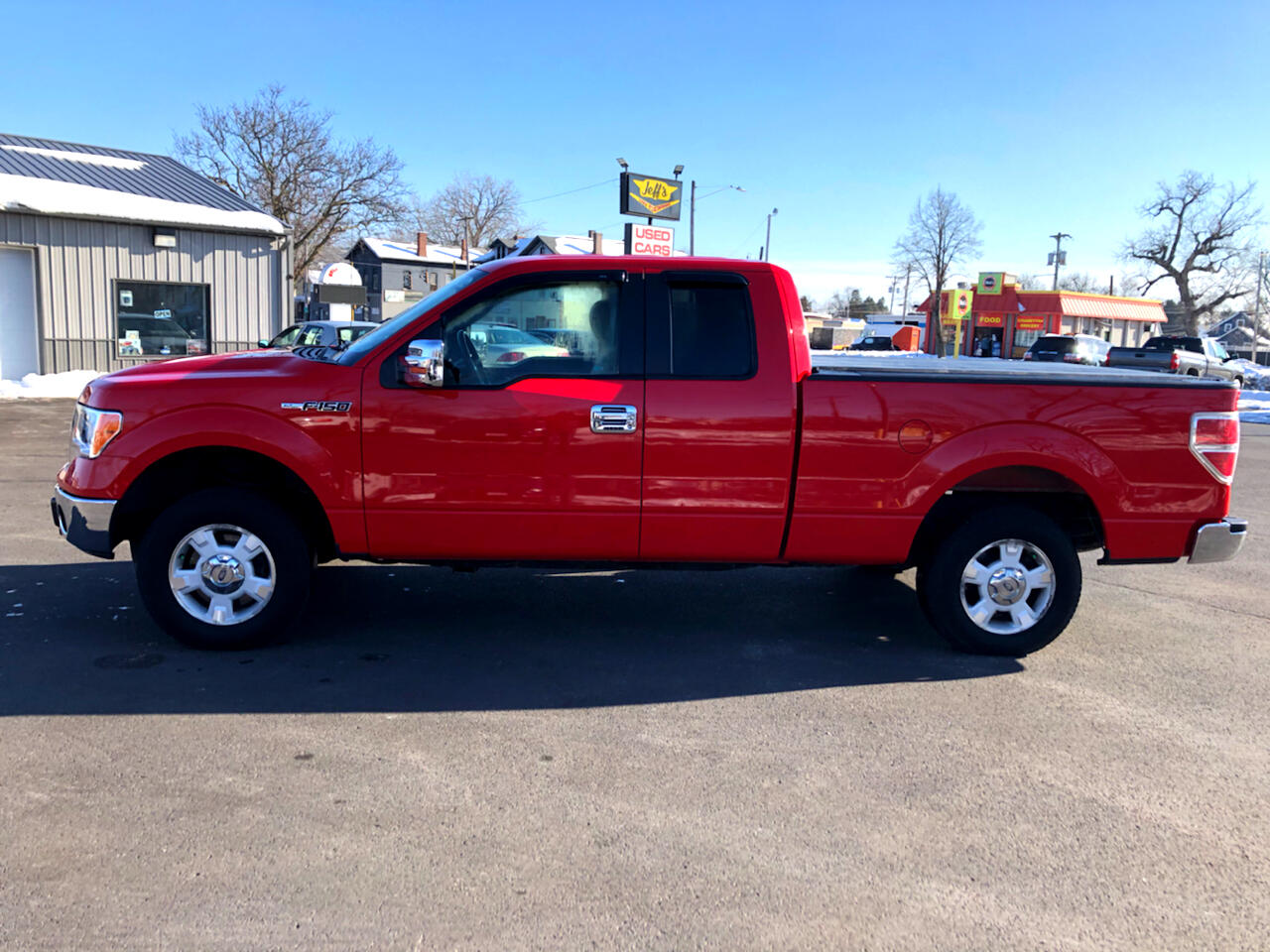 Used 2013 Ford F150 XLT SuperCab 8ft. Bed 2WD for Sale in Davenport