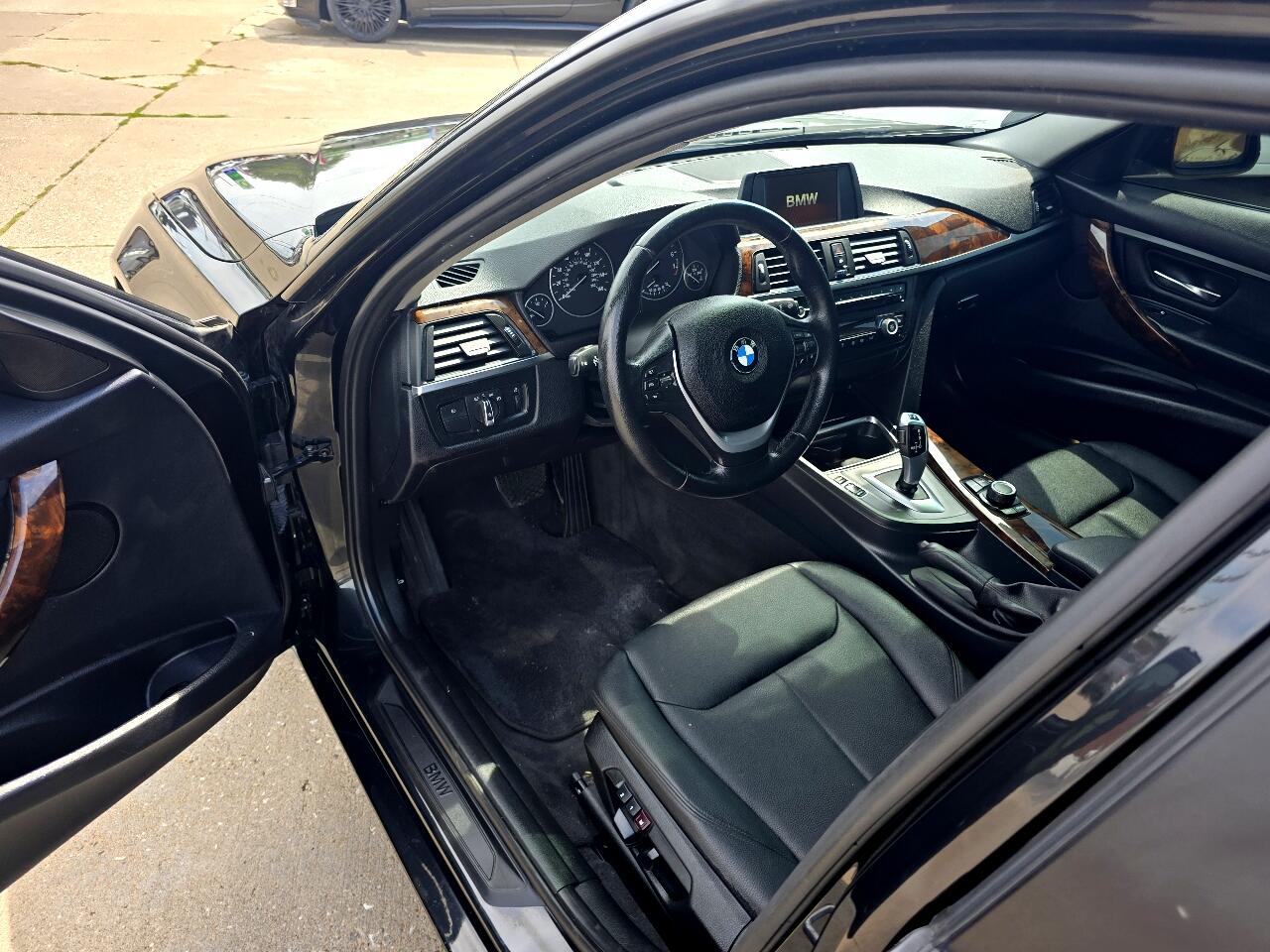 BMW 3-Series 328i xDrive Sedan 2014 BMW 3-Series 328i xDrive Sedan 2014