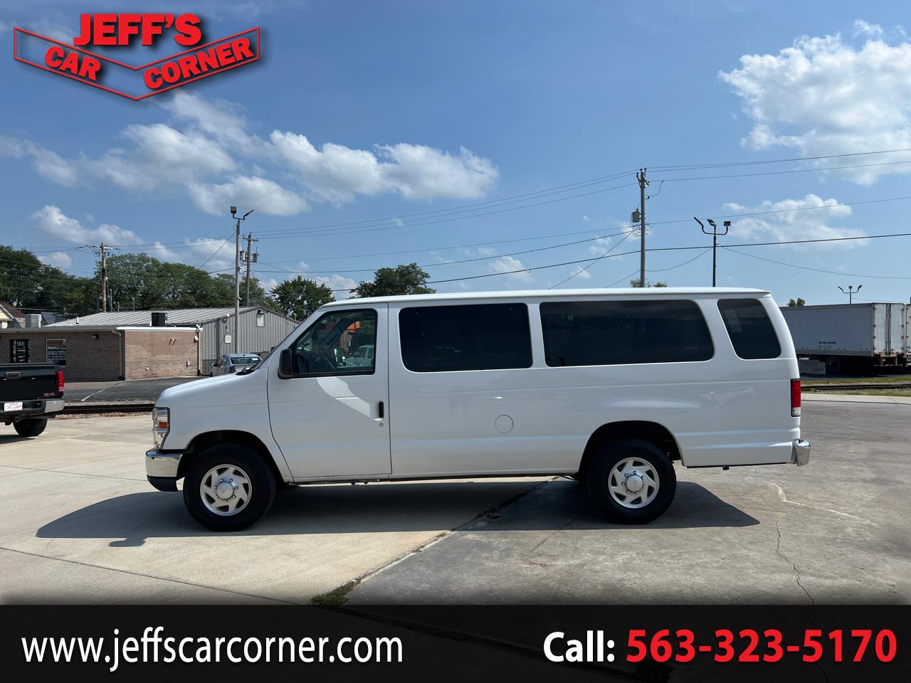 2014 Ford Econoline E-350 XLT Super Duty Extended