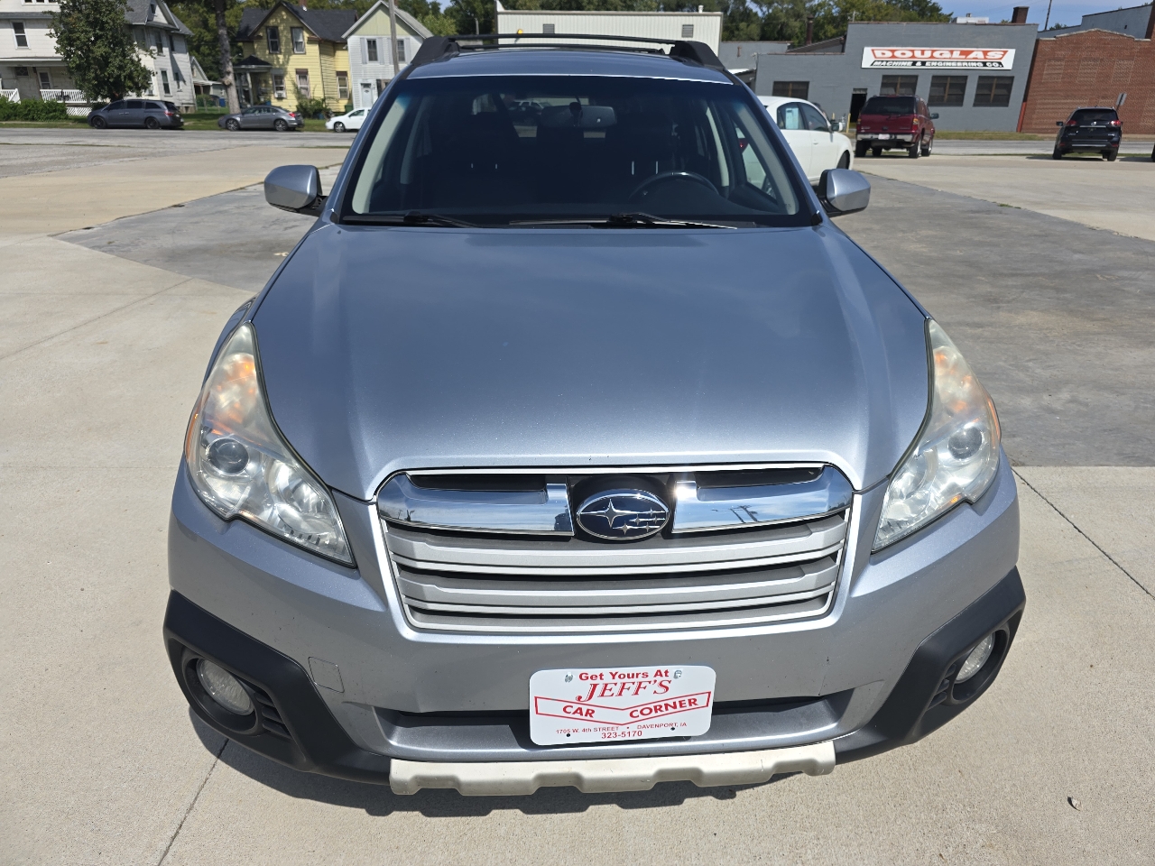 2017 Subaru Outback 3.6R Limited photo 2