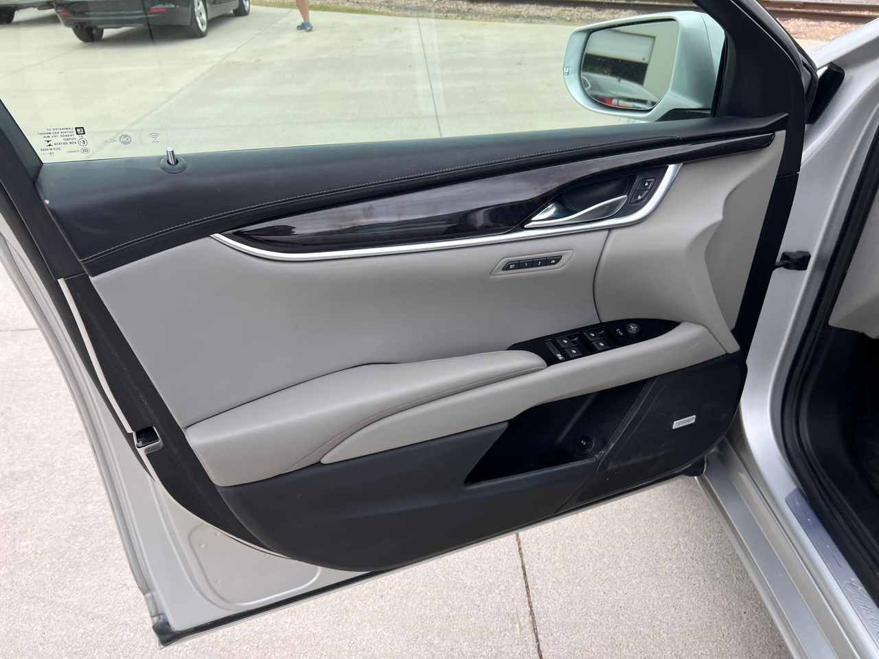 Cadillac XTS Luxury FWD 2016 Cadillac XTS Luxury FWD 2016