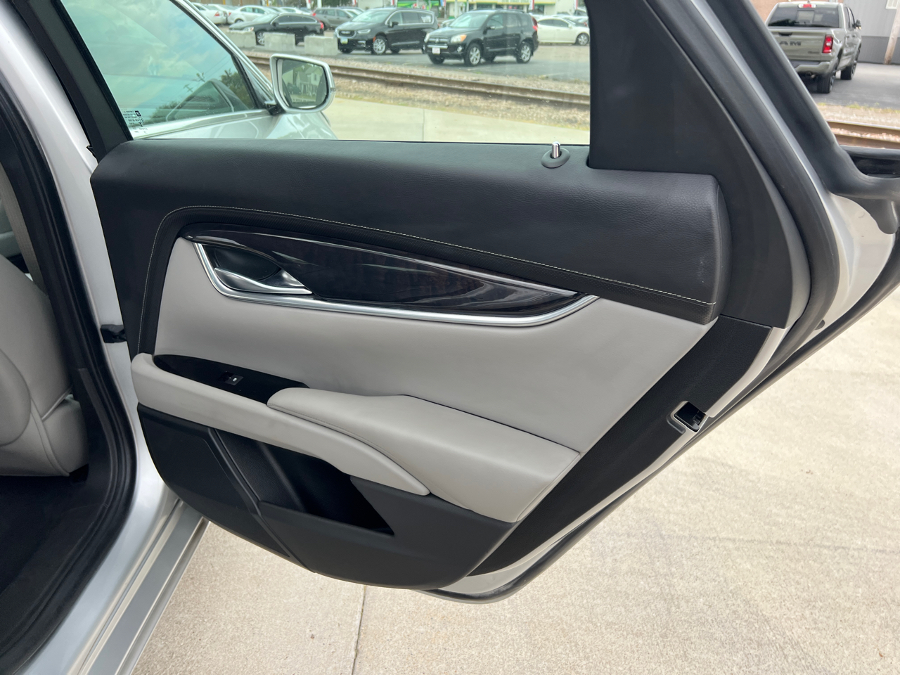 Cadillac XTS Luxury FWD 2016 Cadillac XTS Luxury FWD 2016