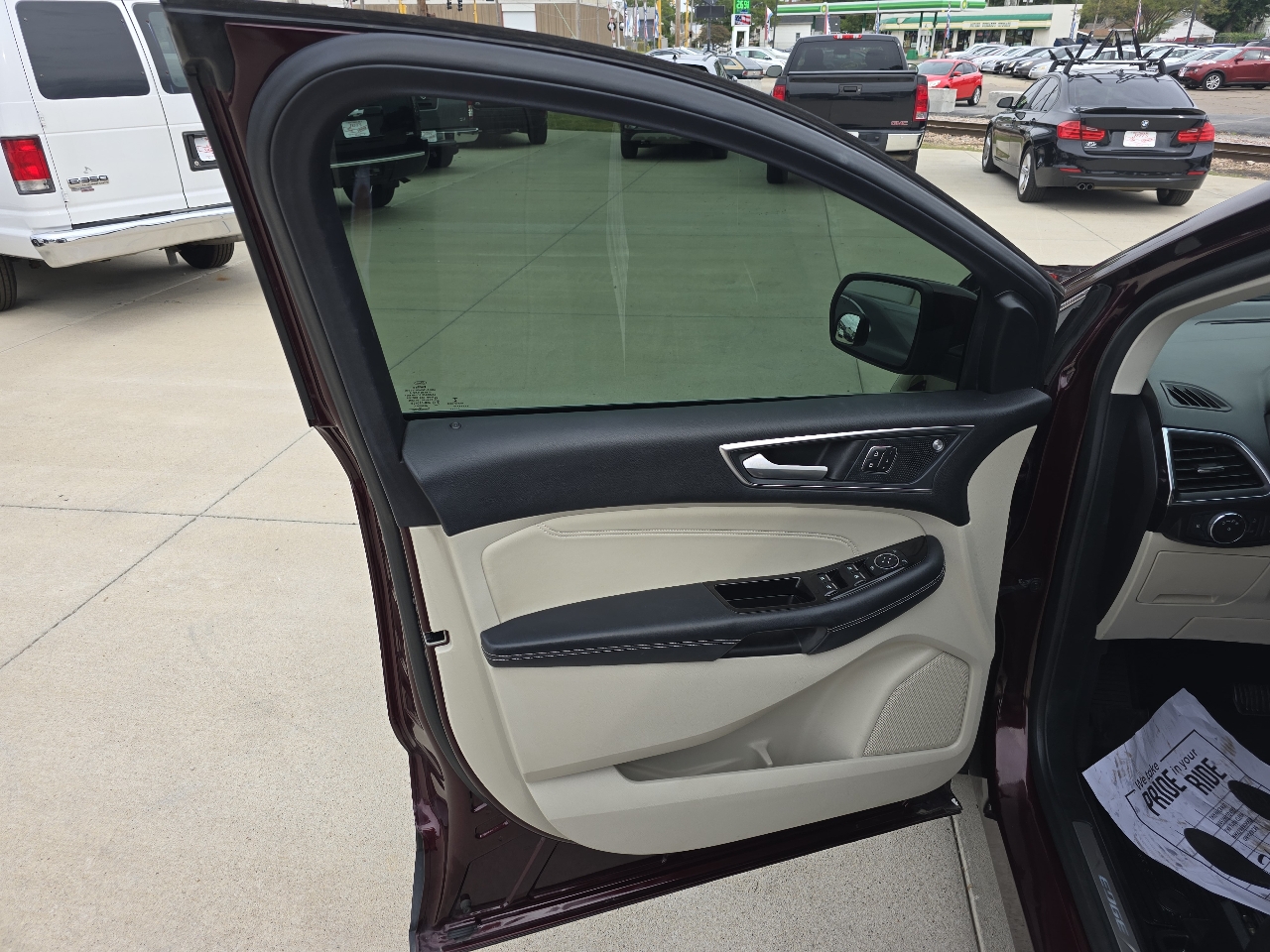 Ford Edge Titanium AWD 2019 Ford Edge Titanium AWD 2019