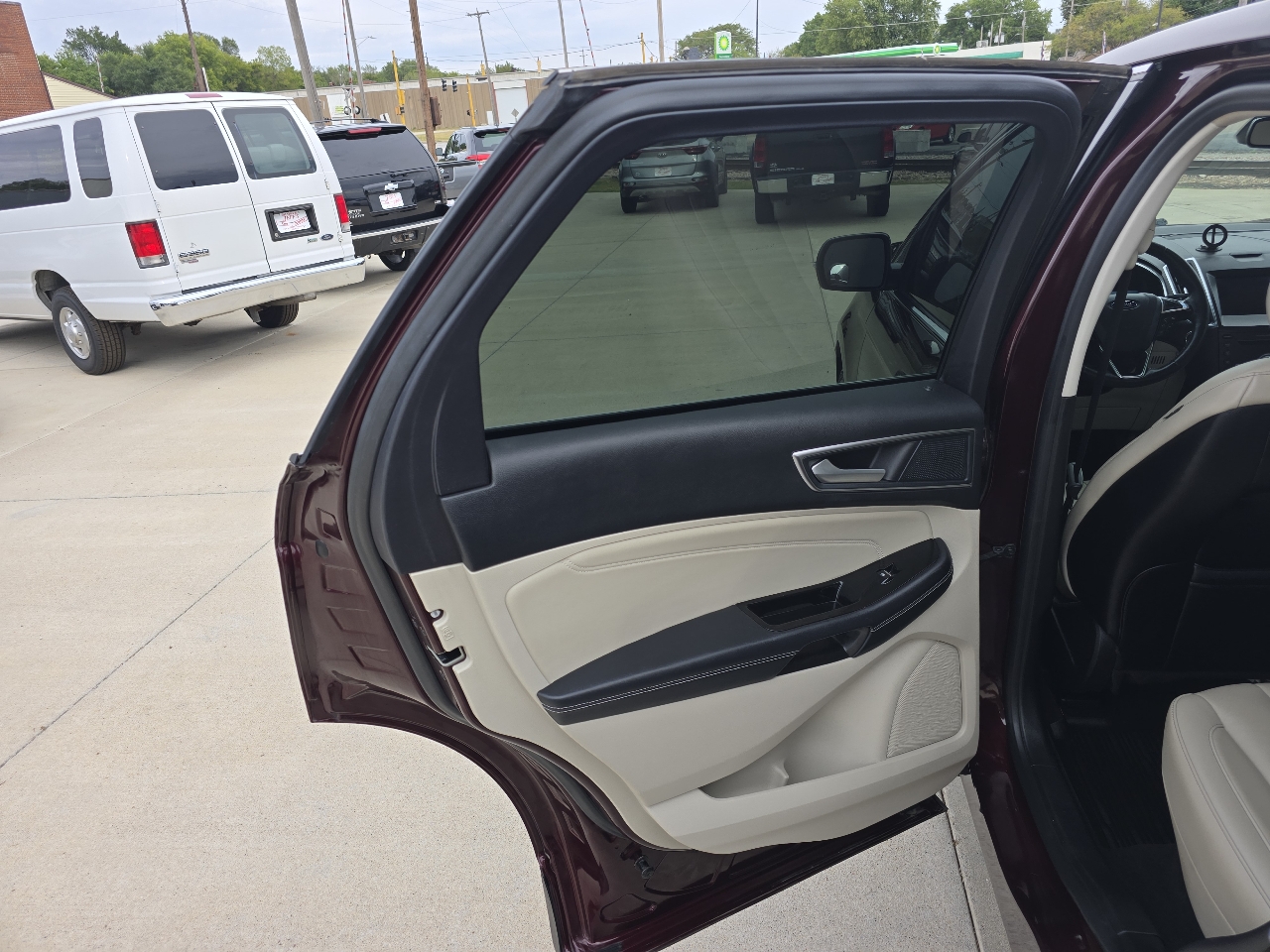 Ford Edge Titanium AWD 2019 Ford Edge Titanium AWD 2019