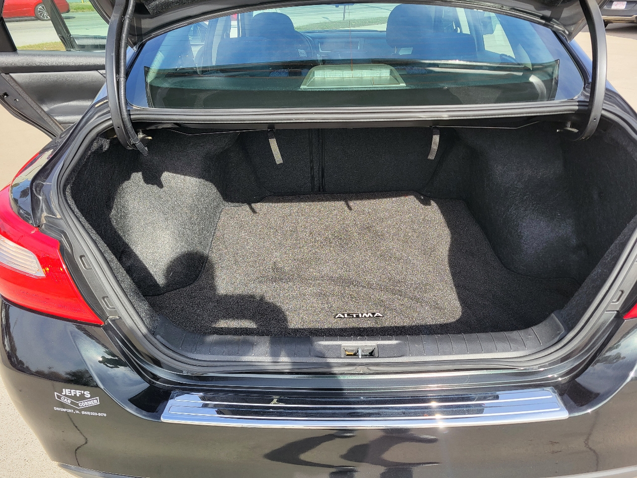 Nissan Altima 2.5 S 2016 Nissan Altima 2.5 S 2016