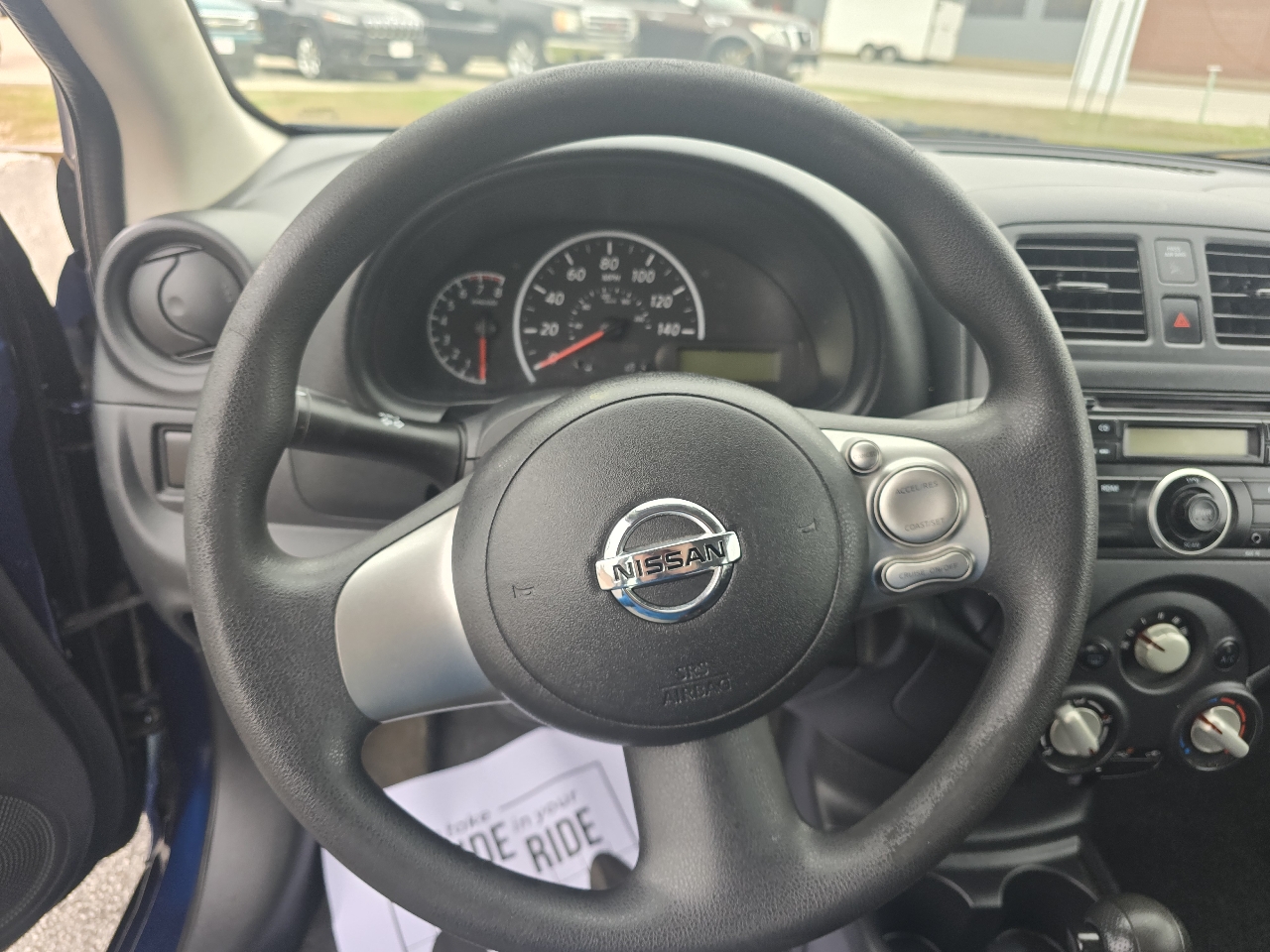 Nissan Versa 1.6 SV Sedan 2014 Nissan Versa 1.6 SV Sedan 2014