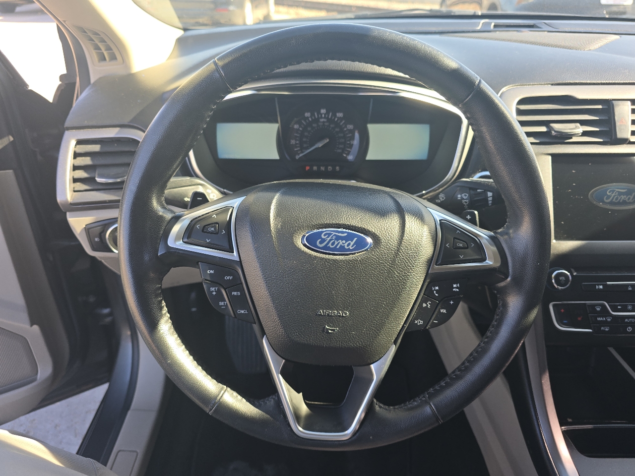 Ford Fusion SE 2017