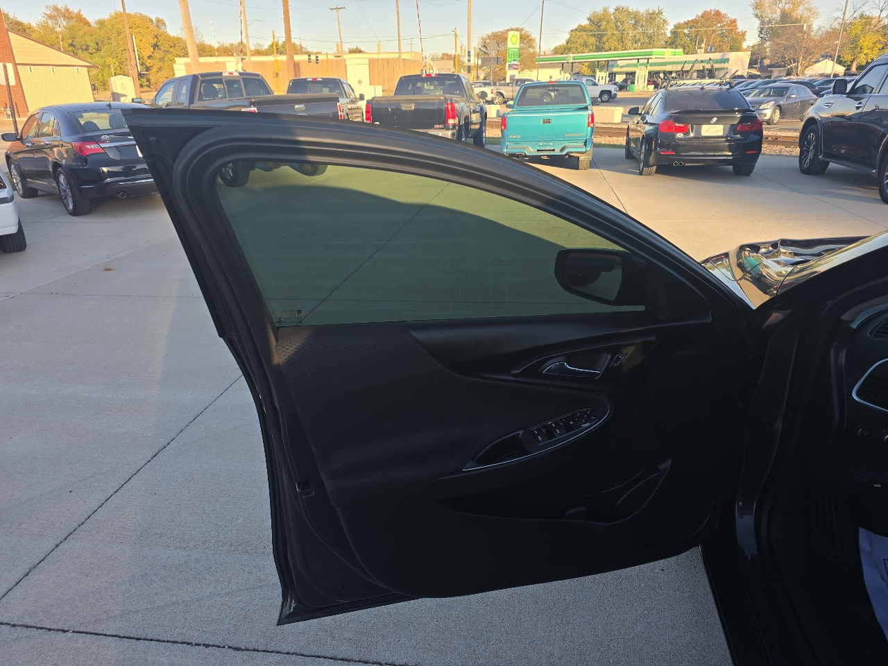 Chevrolet Malibu 1LT 2016