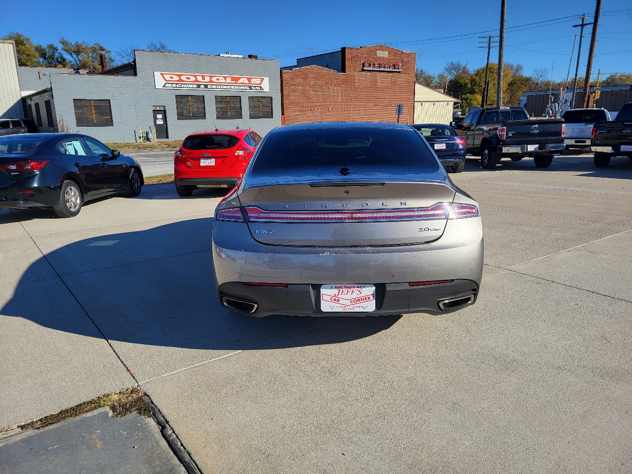 2015 Lincoln MKZ photo 4