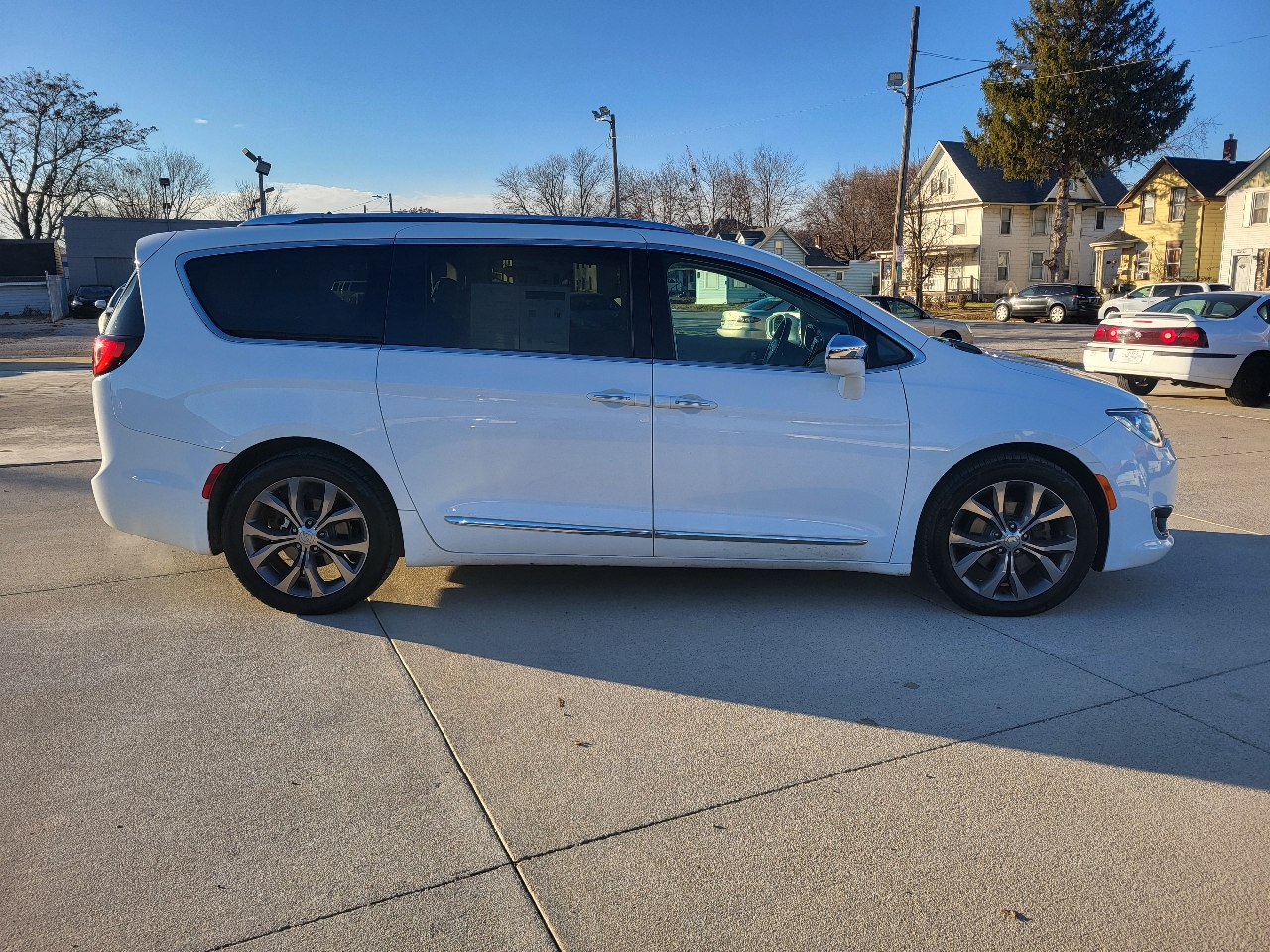 Chrysler Pacifica Limited 2018