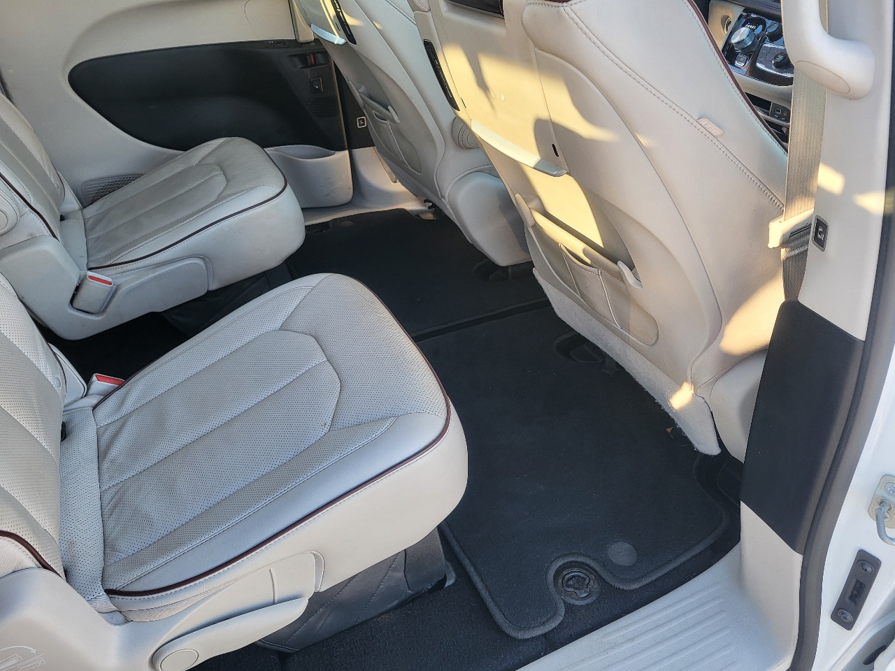 Chrysler Pacifica Limited 2018