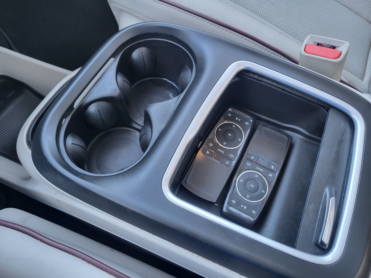 Chrysler Pacifica Limited 2018