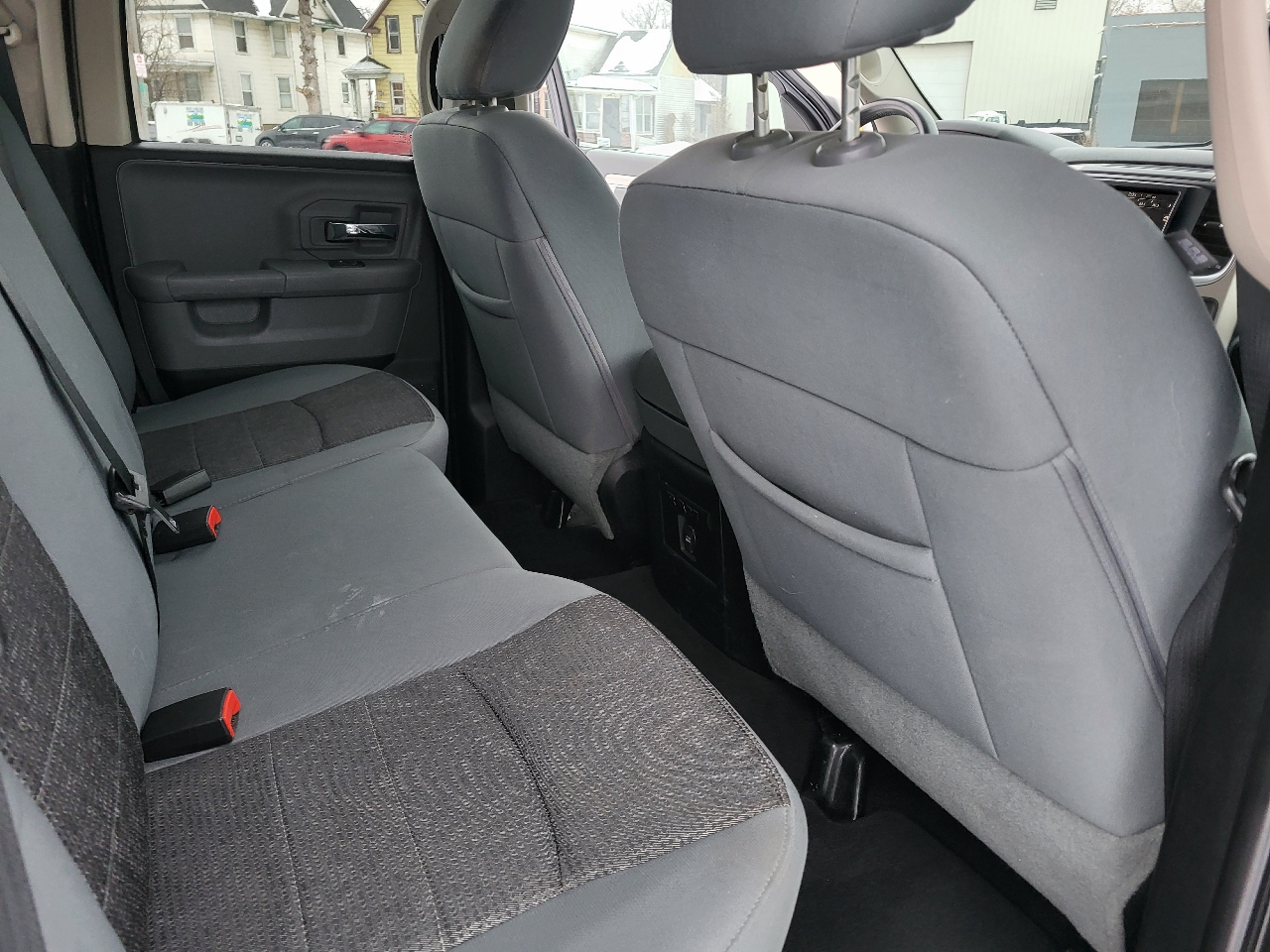 RAM 1500 SLT Quad Cab 4WD 2013