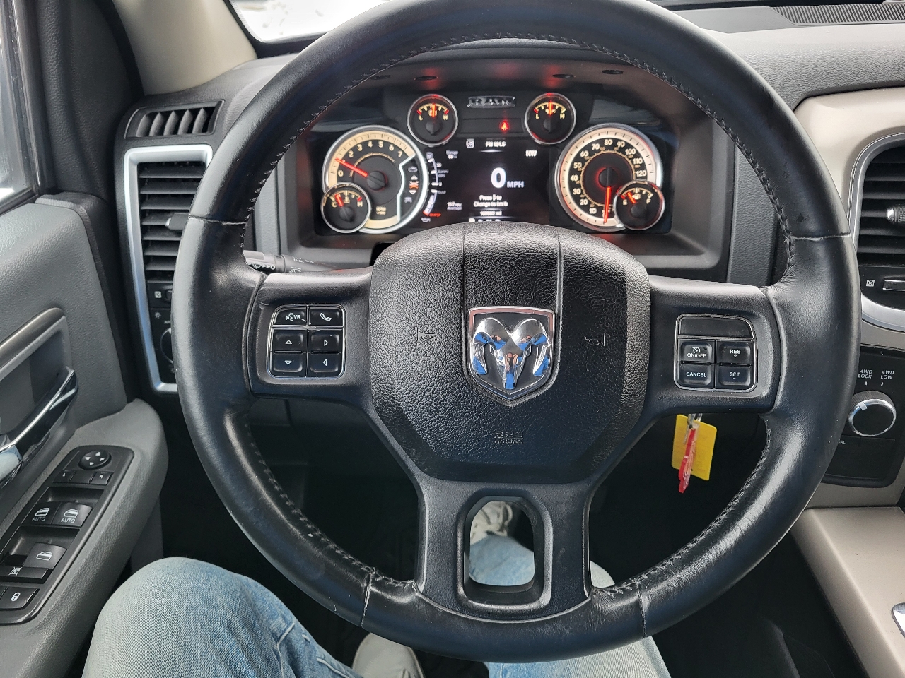 RAM 1500 SLT Quad Cab 4WD 2013