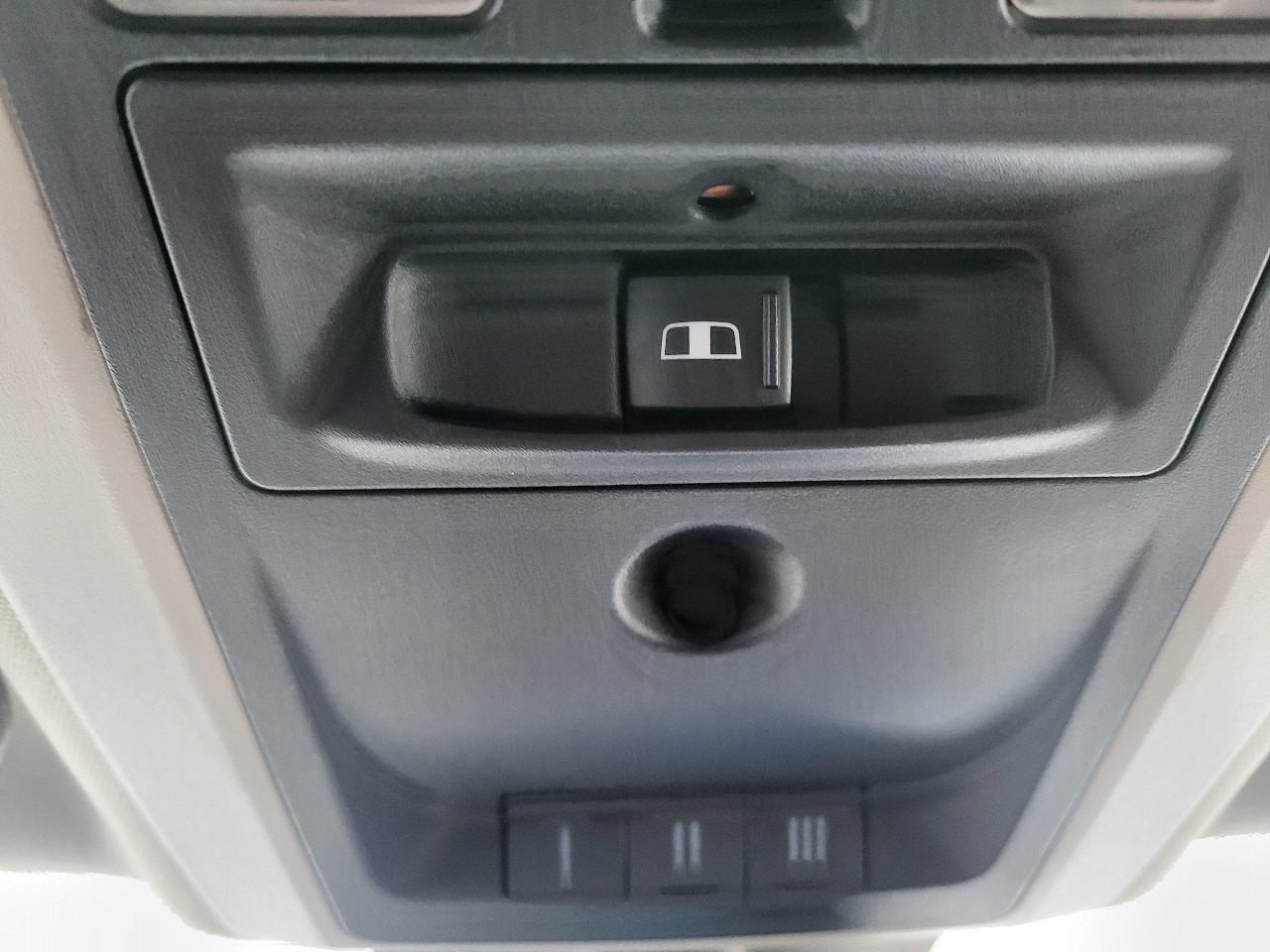 RAM 1500 SLT Quad Cab 4WD 2013