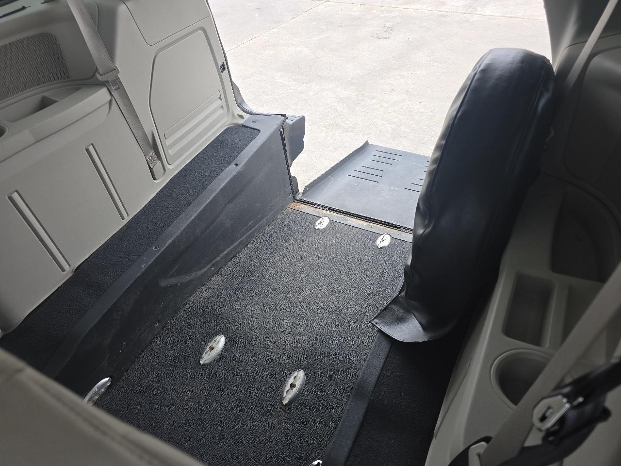 Chrysler Town & Country Touring-L 2016