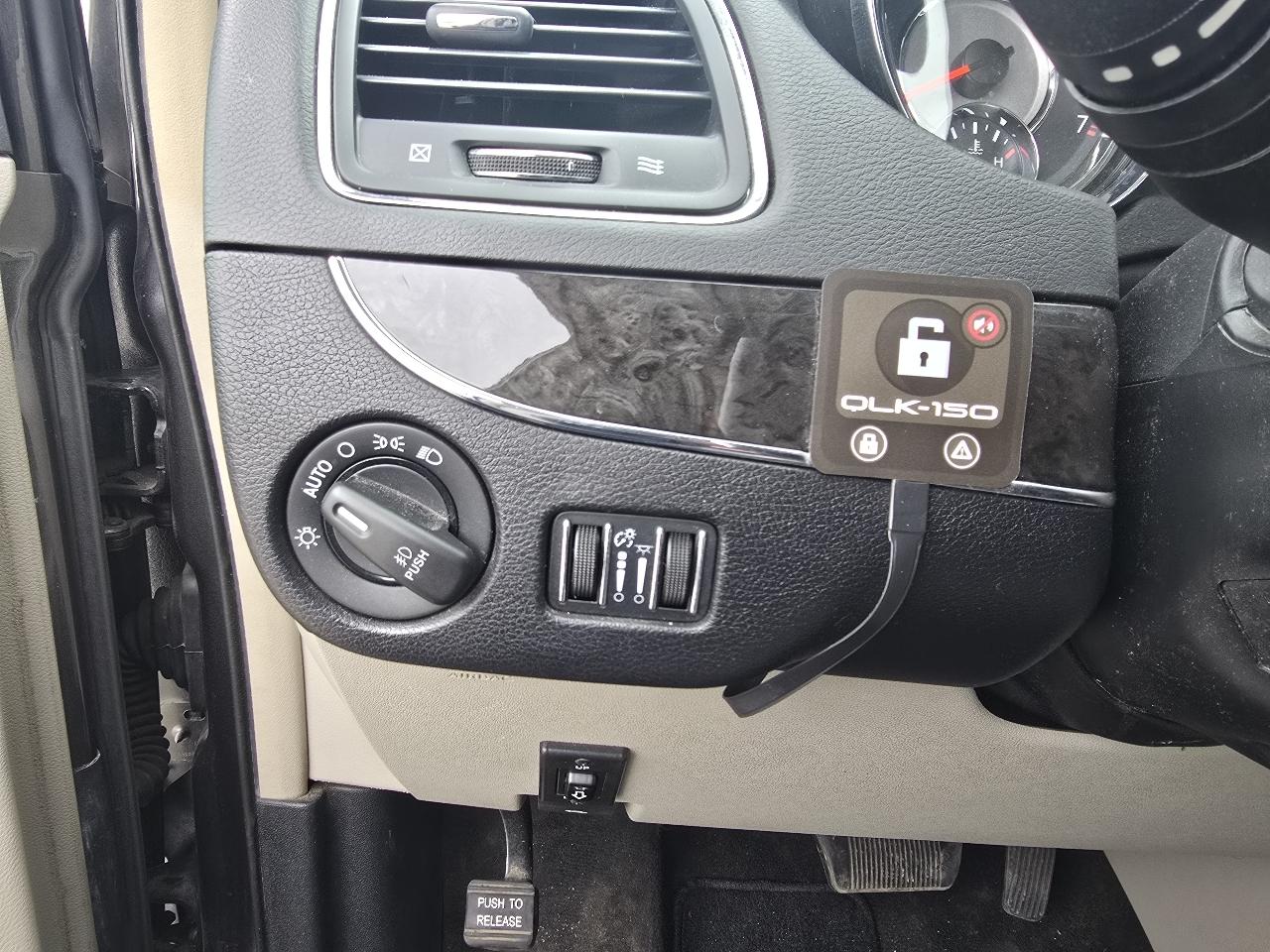 Chrysler Town & Country Touring-L 2016