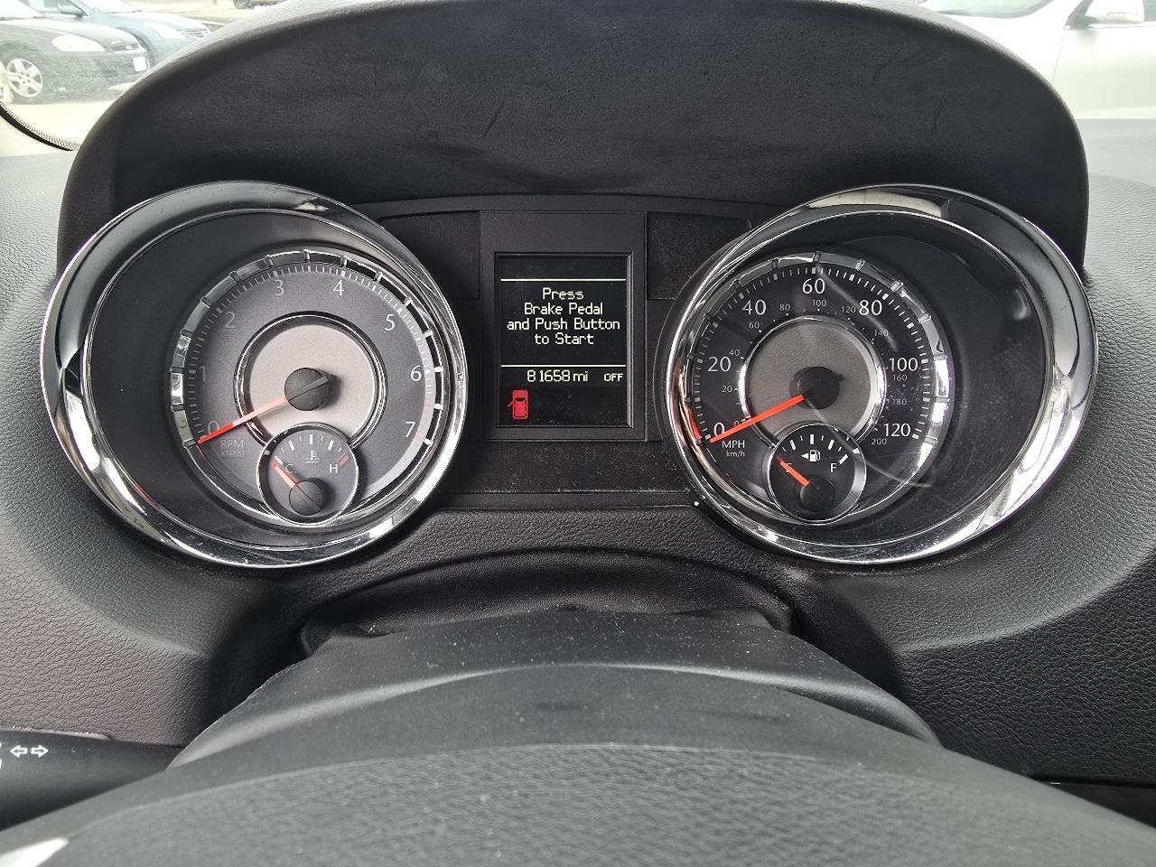 Chrysler Town & Country Touring-L 2016