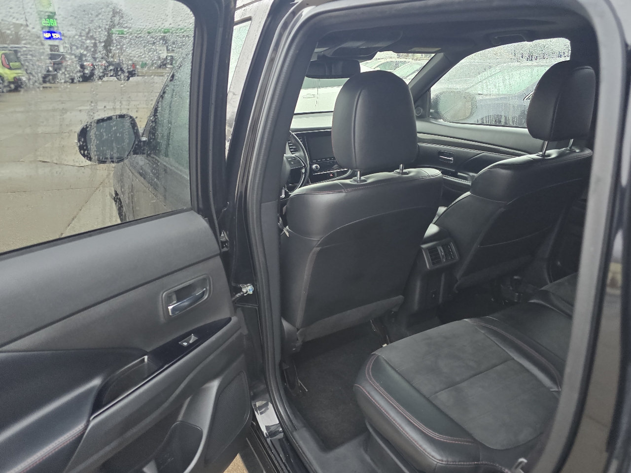 Mitsubishi Outlander SEL 2WD 2020