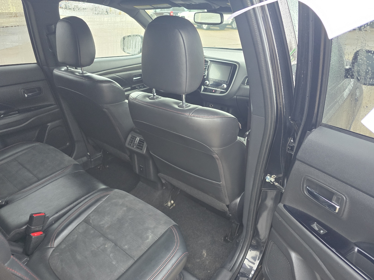 Mitsubishi Outlander SEL 2WD 2020