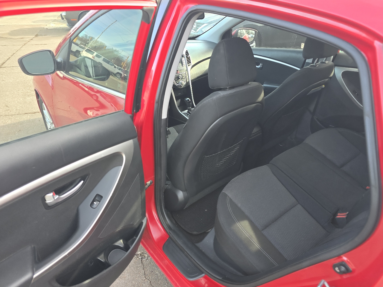 Hyundai Elantra GT A/T 2013