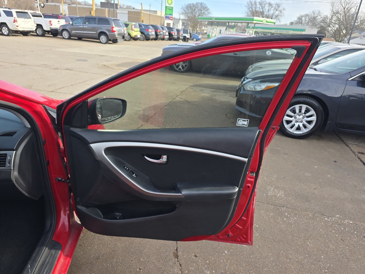 Hyundai Elantra GT A/T 2013