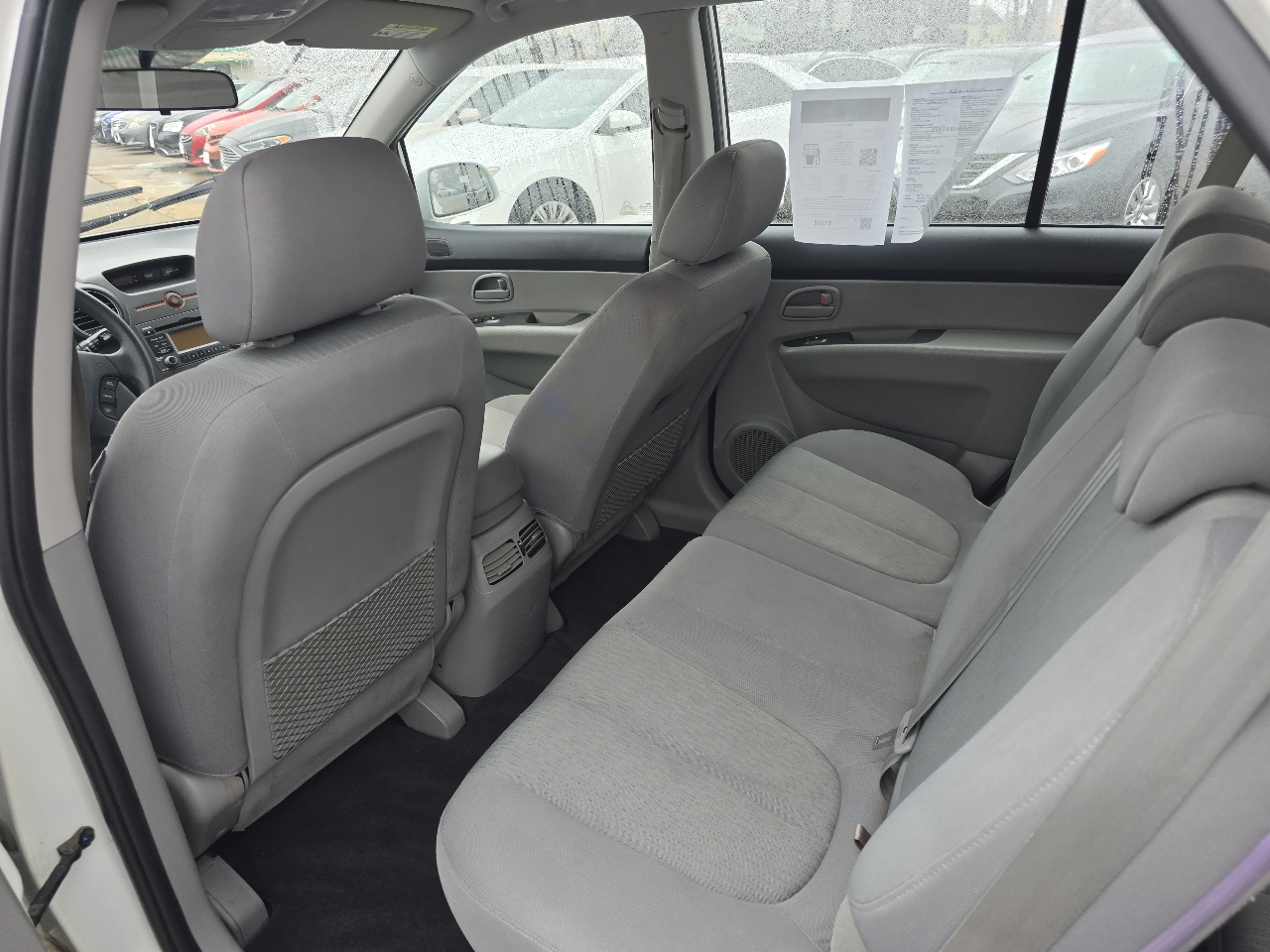Kia Rondo LX 2009