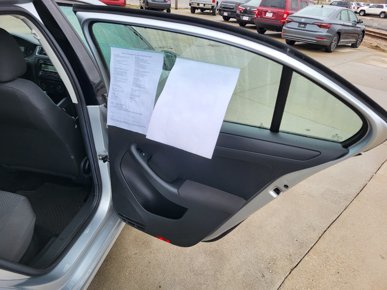 Volkswagen Jetta S 2011