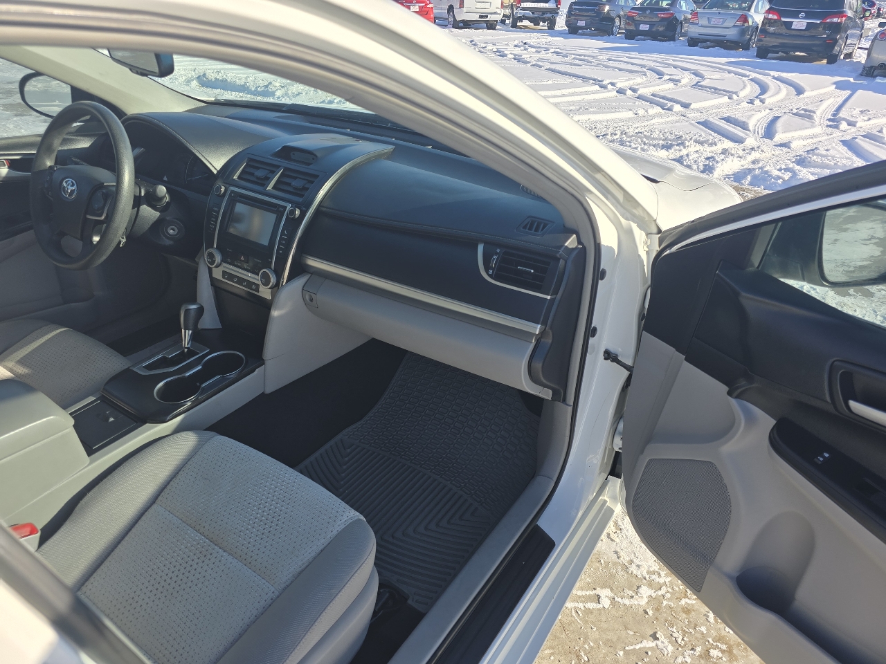 Toyota Camry LE 2013