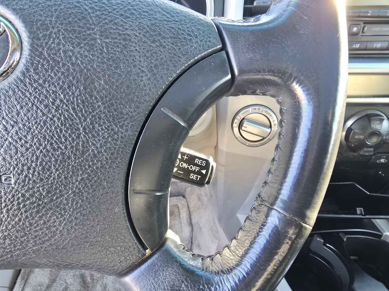 Toyota 4Runner SR5 4WD 2004