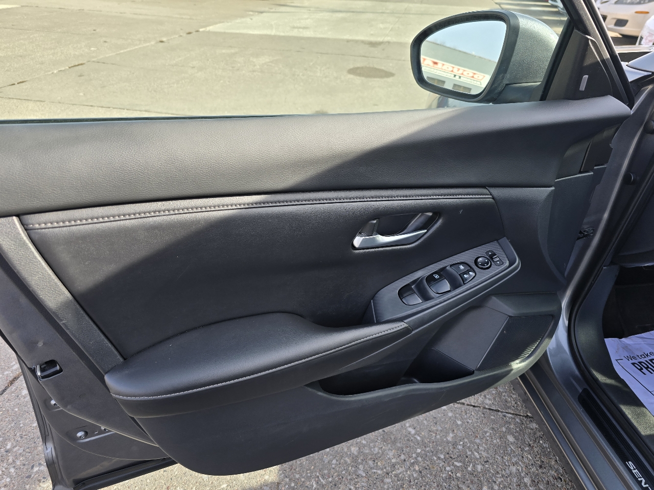 Nissan Sentra SV 2022