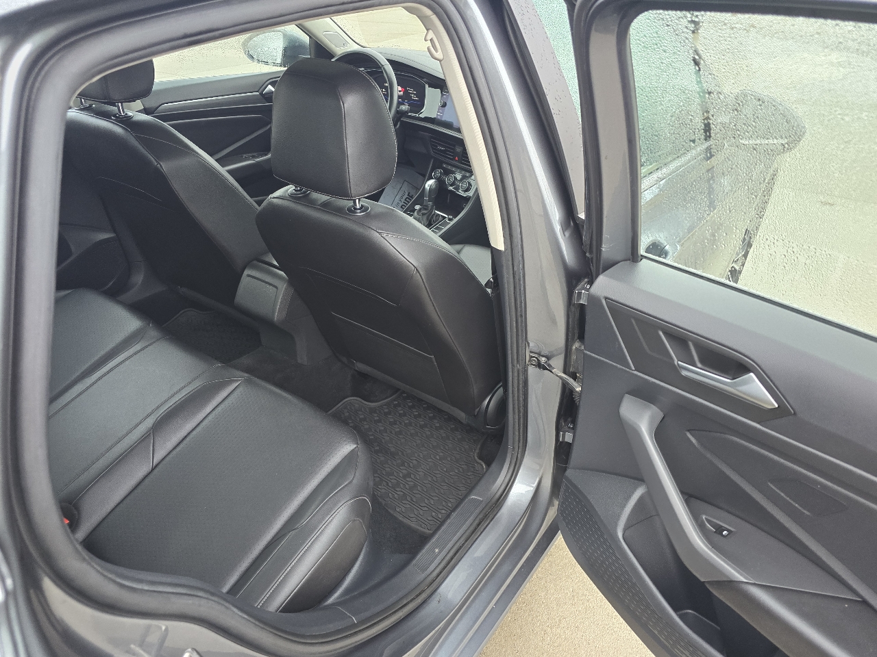 Volkswagen Jetta 1.4T SEL 8A 2019