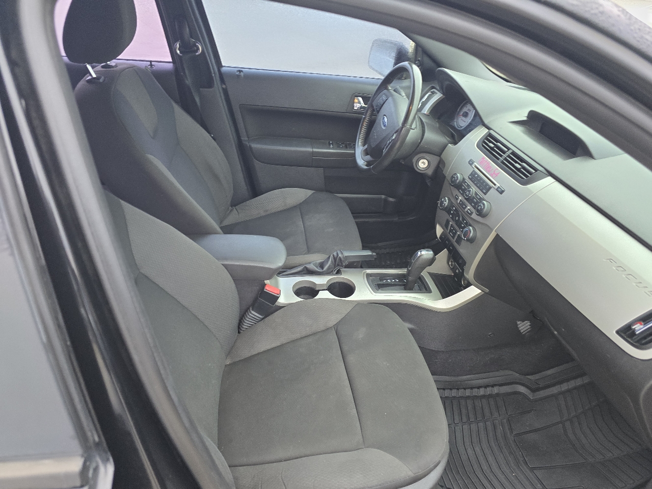 Ford Focus SES Sedan 2009