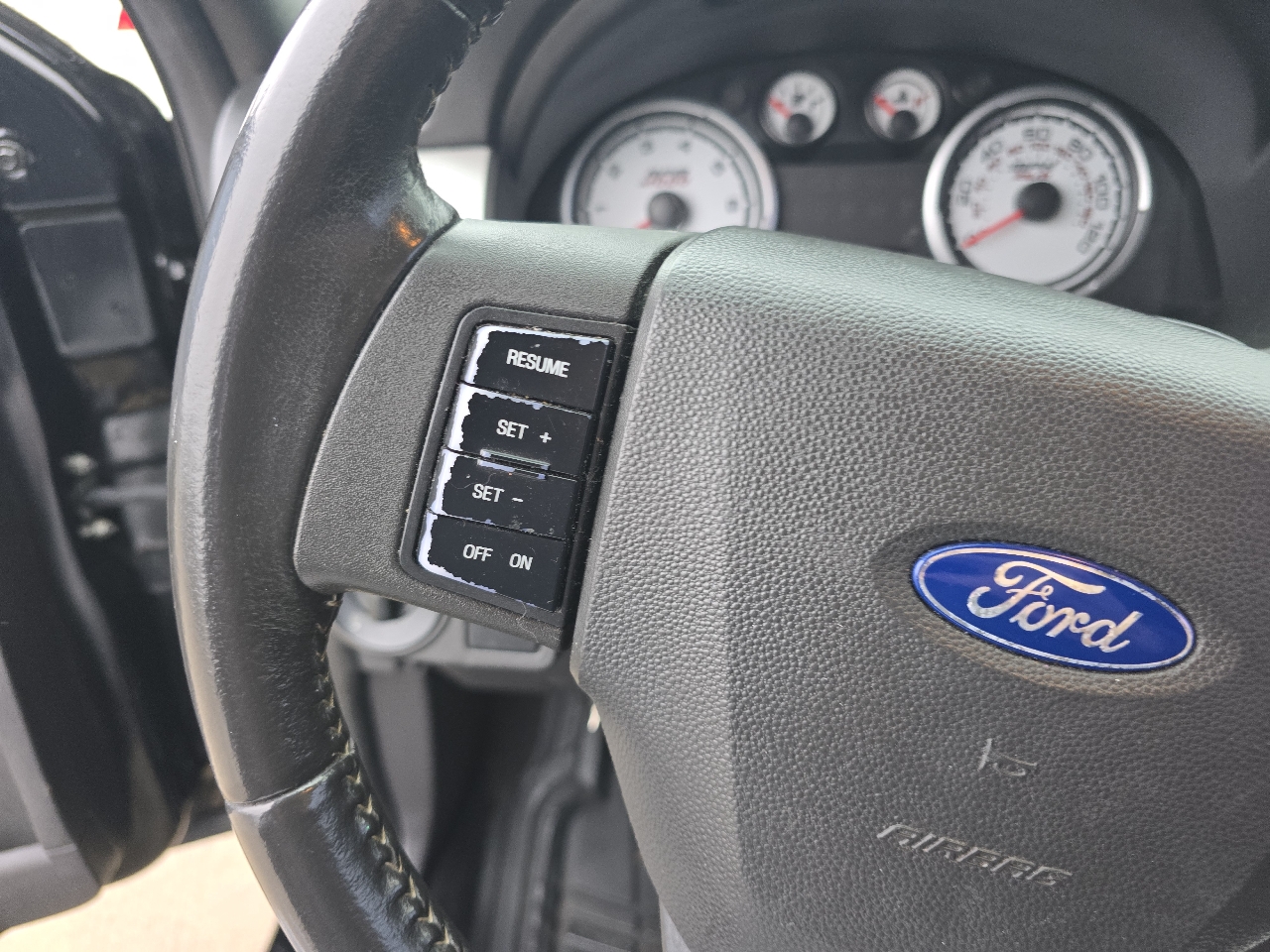 Ford Focus SES Sedan 2009