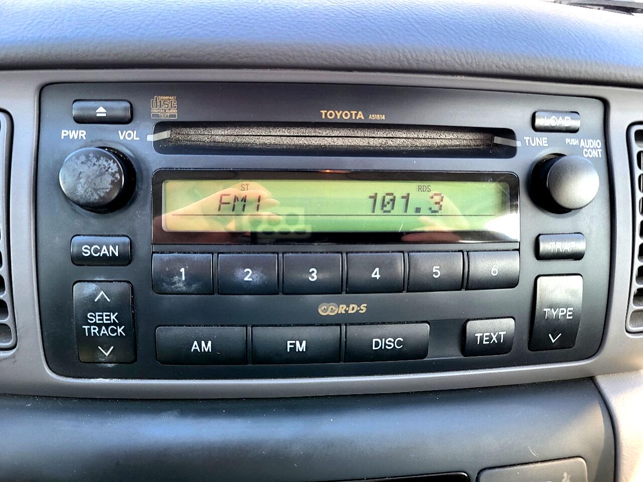 Toyota Corolla LE 2005