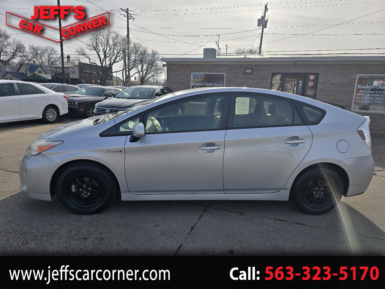 2014 Toyota Prius Three's photo