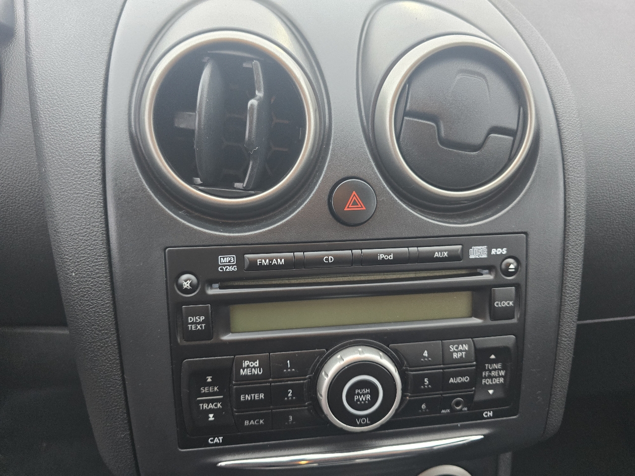 Nissan Rogue SV AWD 2011