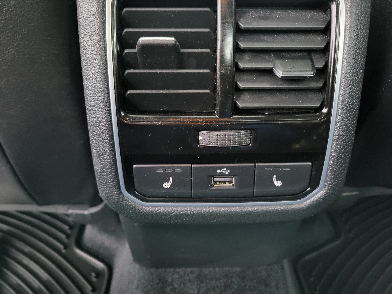 Volkswagen Passat SEL Premium 6A 2017