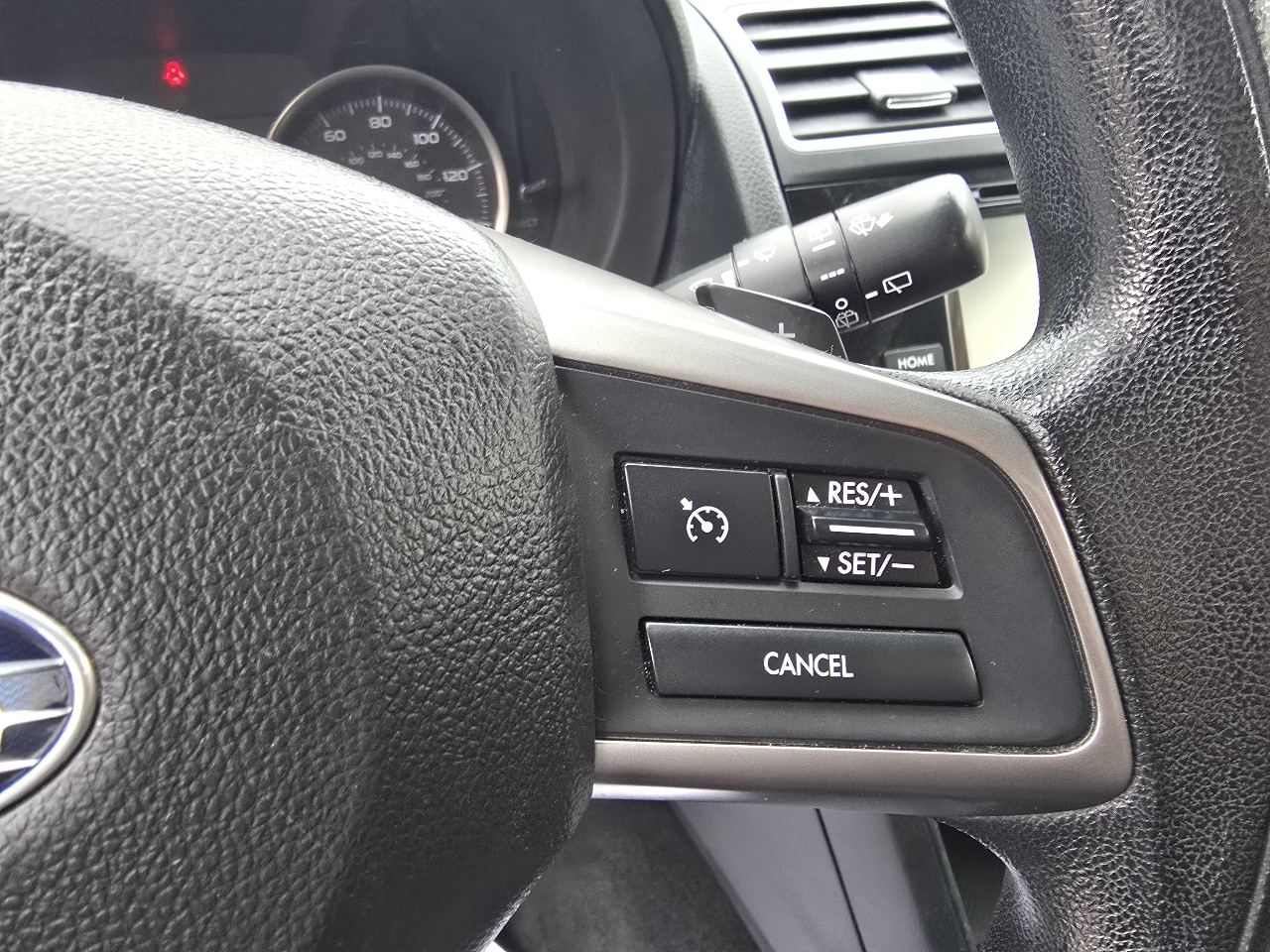 Subaru Impreza 2.0i Premium PZEV 5-Door 2016