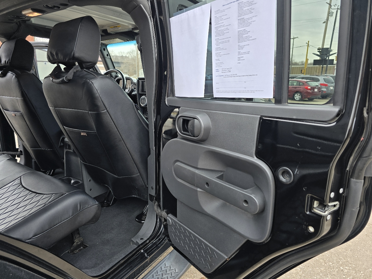 Jeep Wrangler Unlimited Sahara 4WD 2010