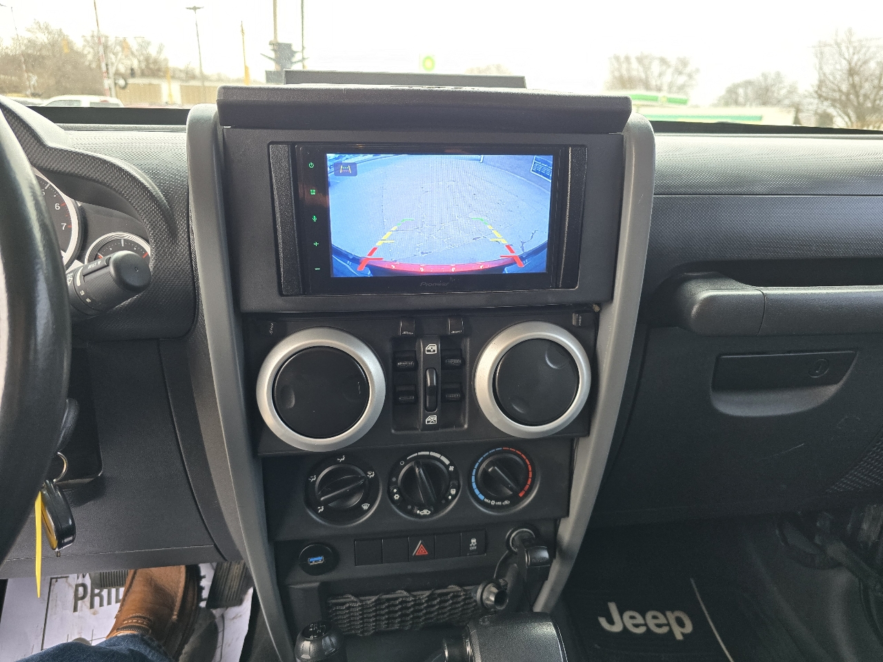 Jeep Wrangler Unlimited Sahara 4WD 2010